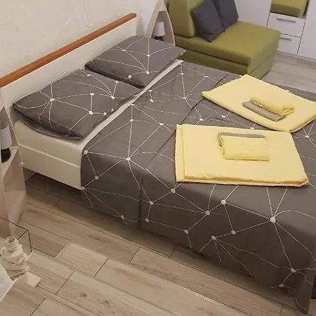 Bionda *